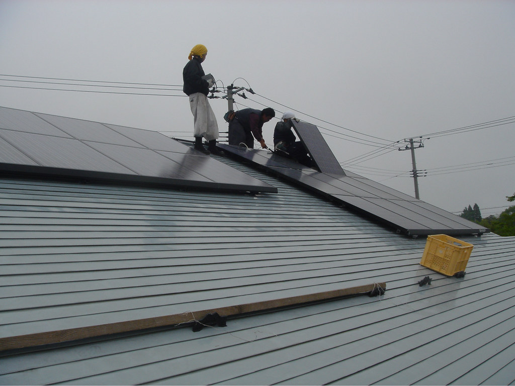 solar-charging-ev-home — 본문 사진 1